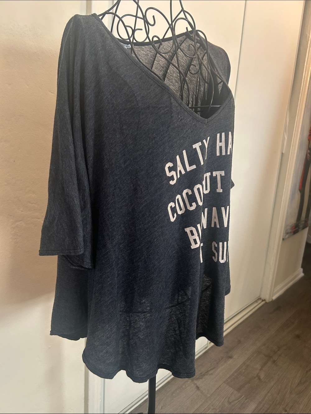 Wildfox Swing Heather Gray Scoop Neck Oversized Graphic Tee Size XS - Picture 3 of 8